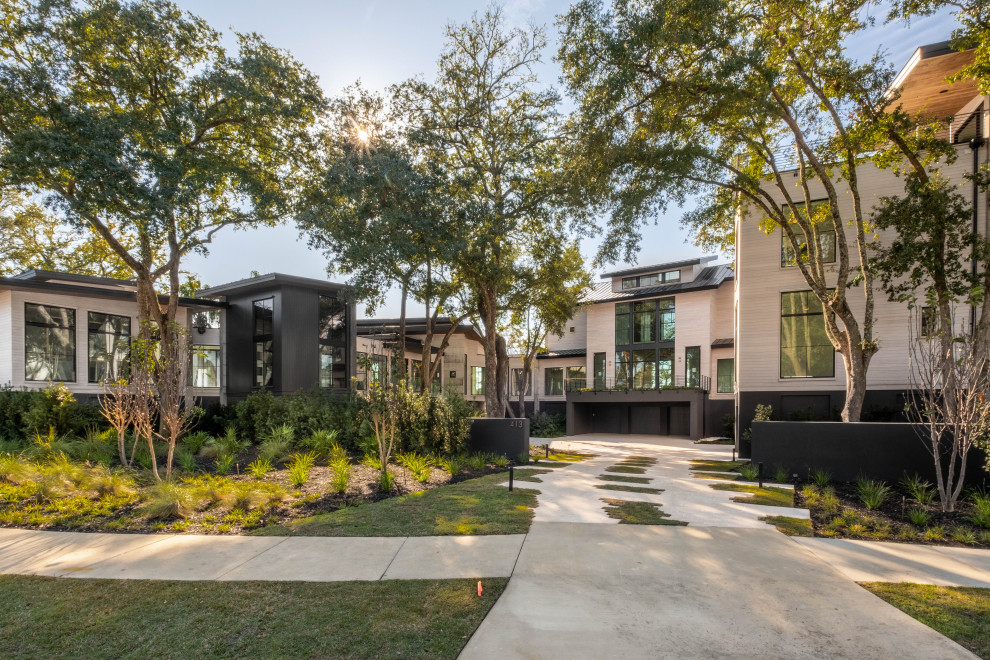 Example of a trendy home design design in Charleston