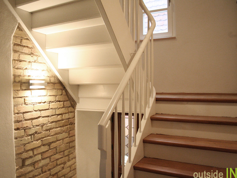 Gewendelte Mediterrane Treppe mit Holz-Setzstufen in Frankfurt am Main