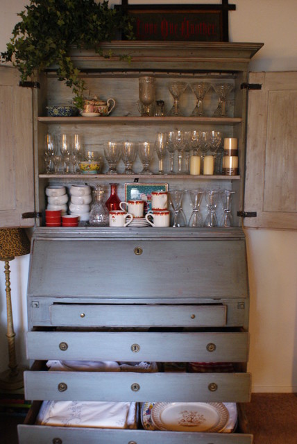 Downsizing help #7 - Storage Solutions 