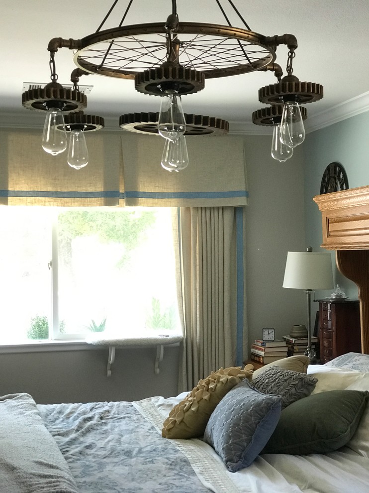 Home design - transitional home design idea in Orange County