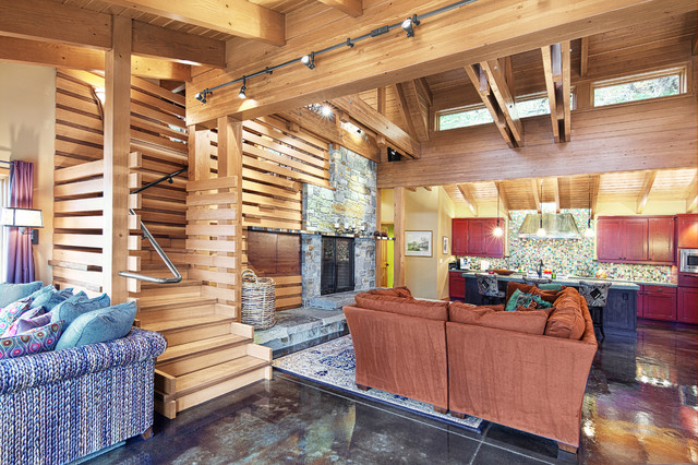 Concrete Floored Abode - a cabin on Lake Wenatchee modern-wohnbereich