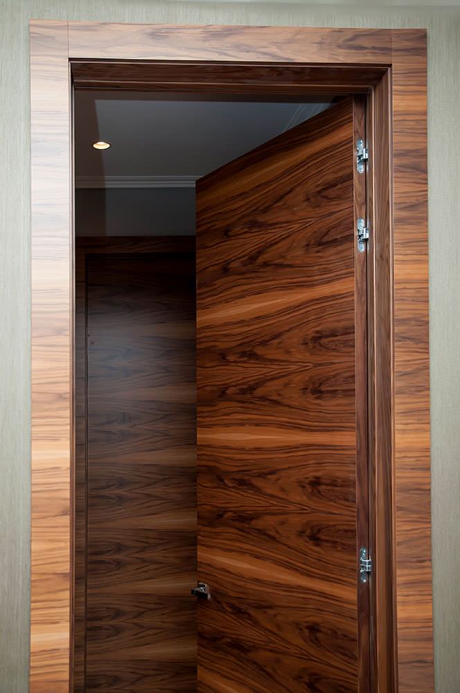 ЖК «Покровский» для компании Villagio Estate. Двери.