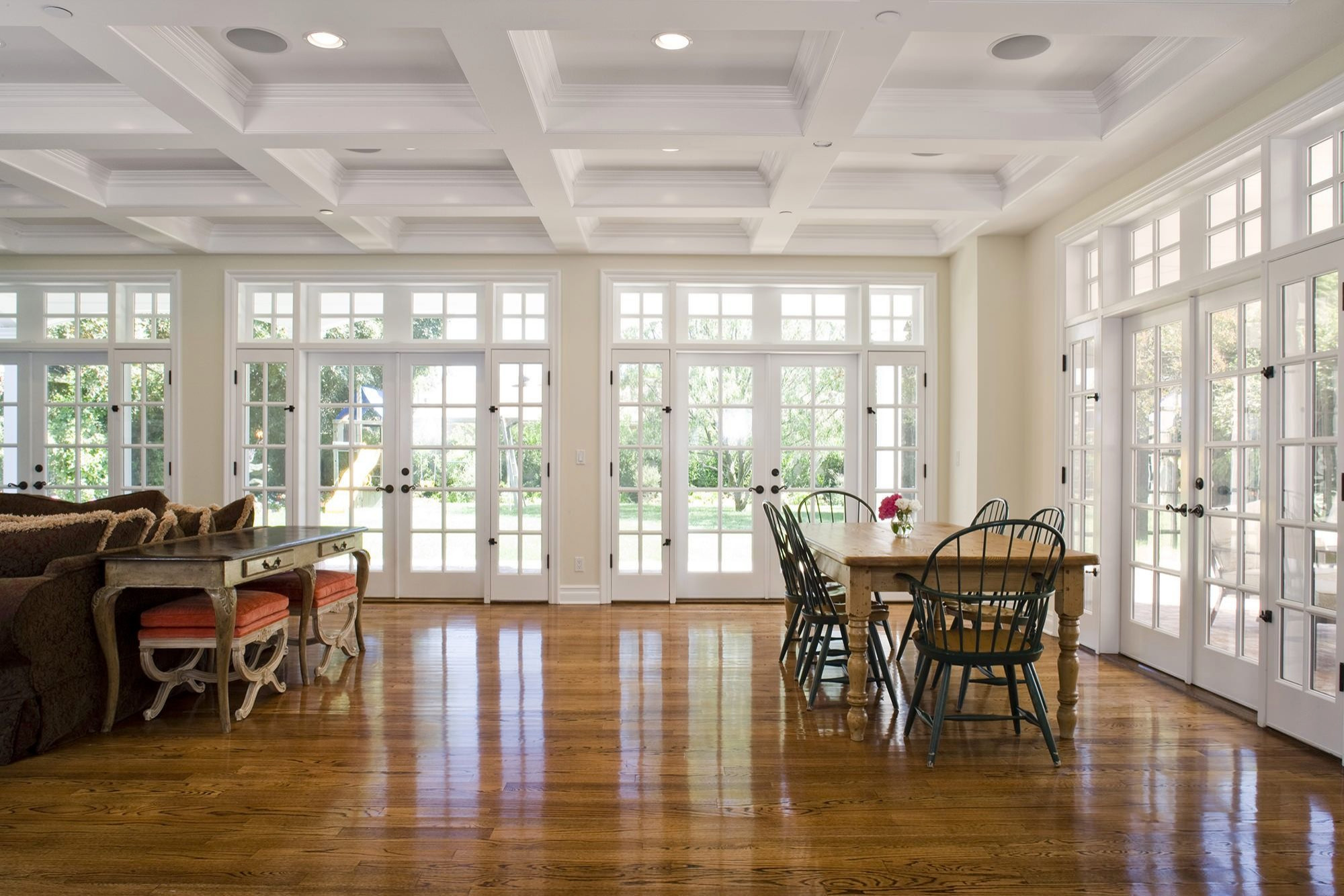 Custom Home in Toluca Lake