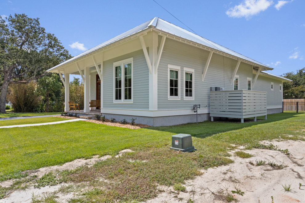 The Long Beach Cottage