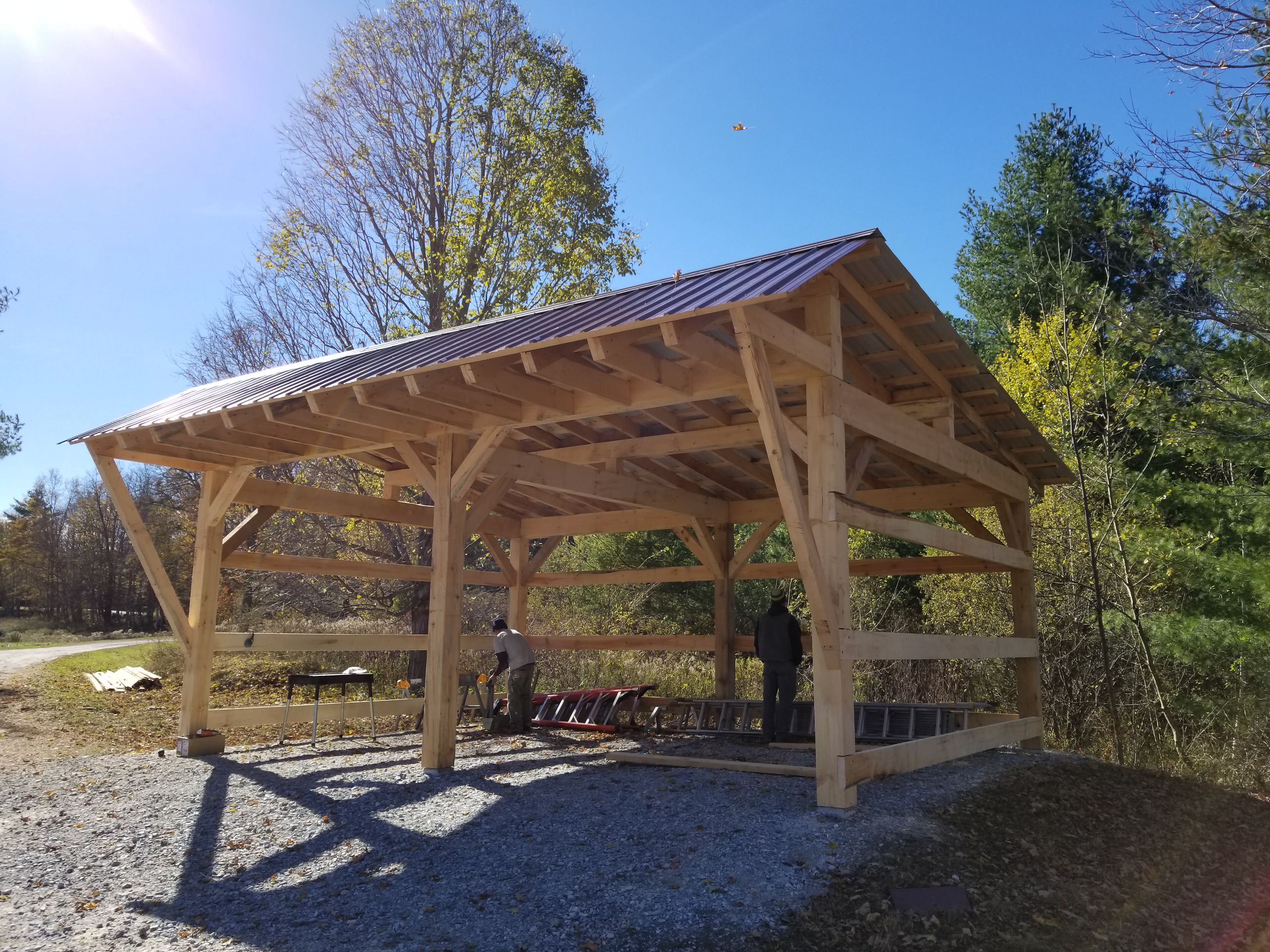 Equipment storage building