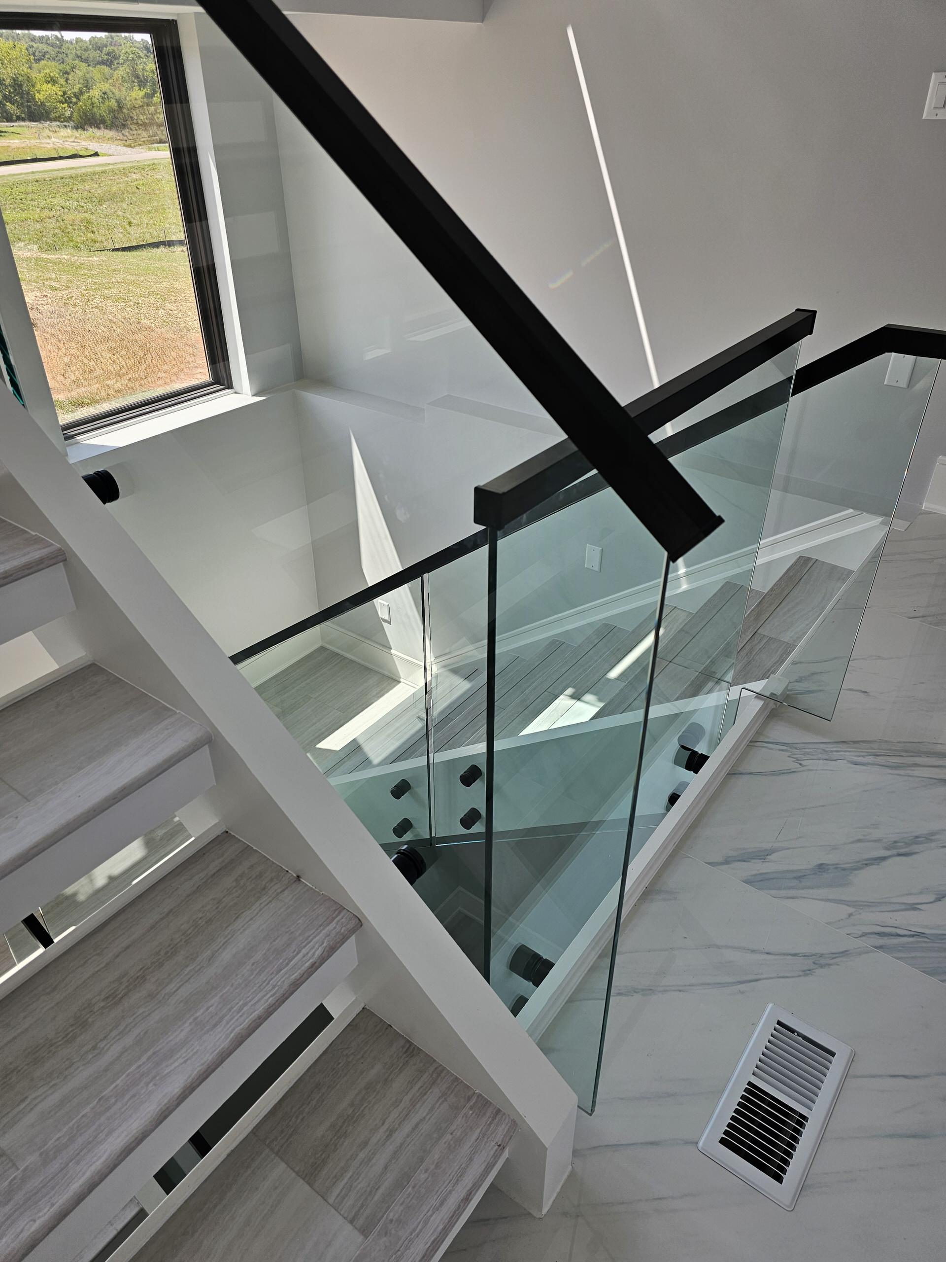 125_Modern Open Rise Stair with Glass Balustrade, Aldie, VA 20105