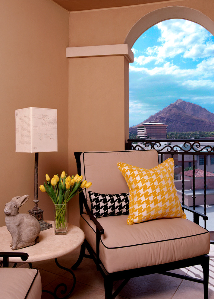 This is an example of a classic balcony in Phoenix.