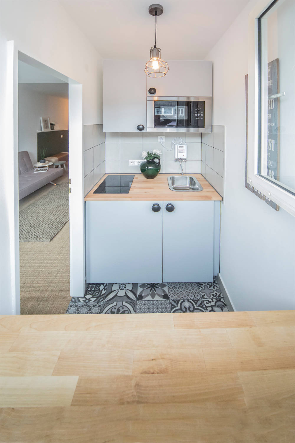 10 Tiny Micro Kitchens for Small Space Living | Houzz UK