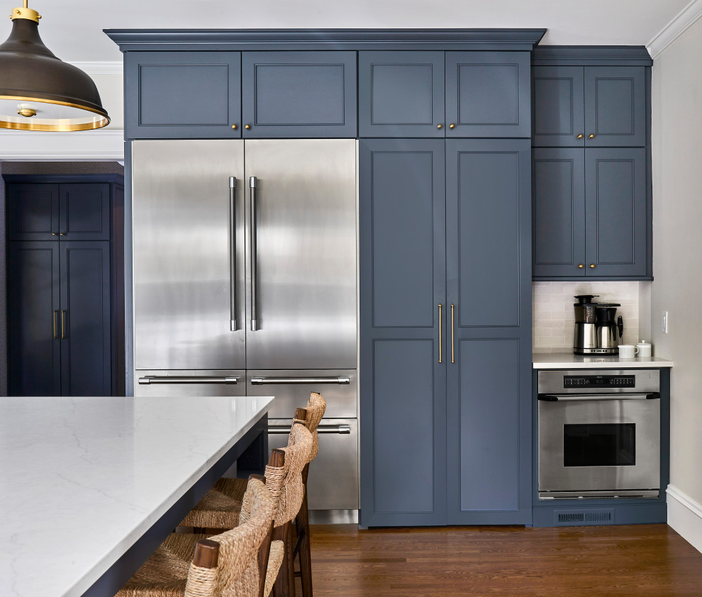 Kitchen - kitchen idea in Providence