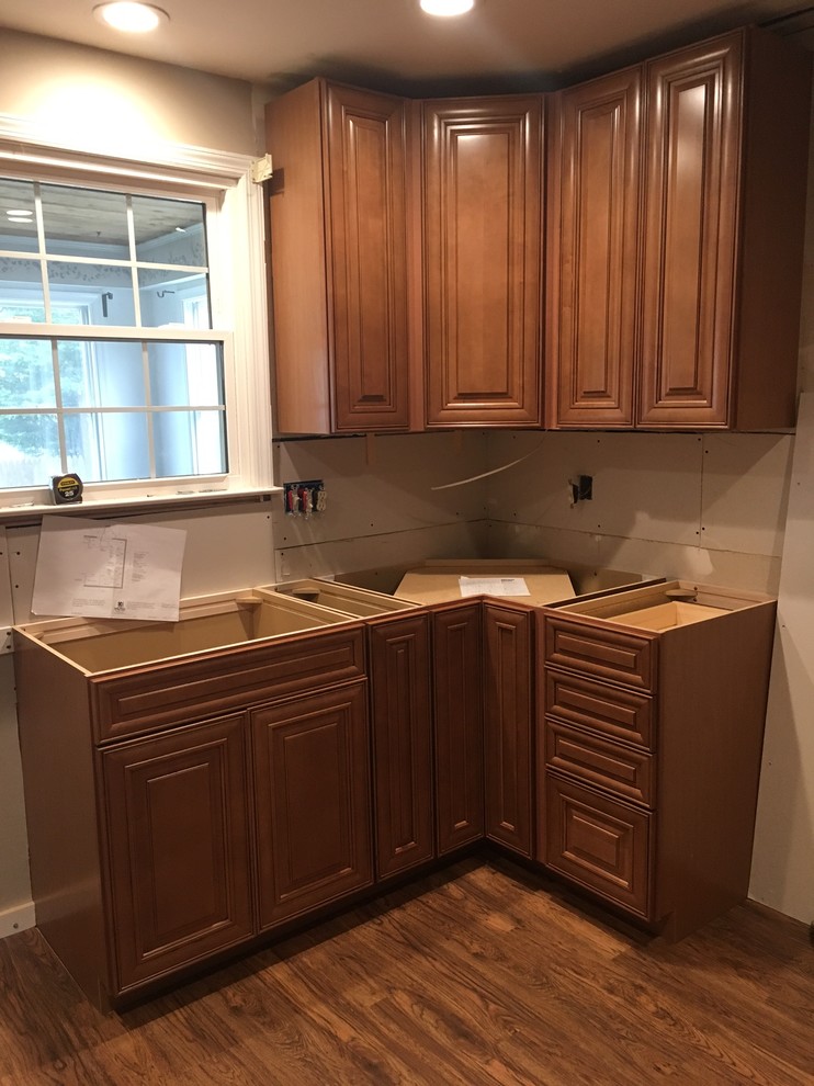 Inspiration for a timeless kitchen remodel in Newark
