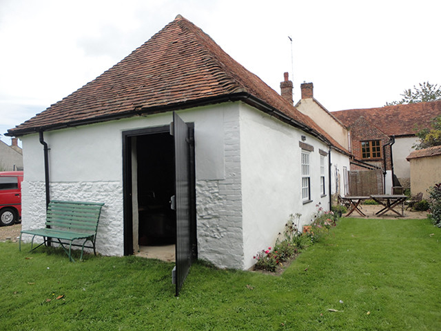 Grade II Listed Barn Conversion 