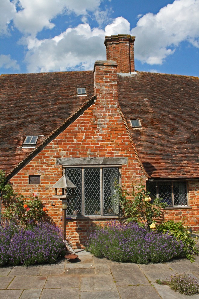This is an example of a country exterior in Kent.