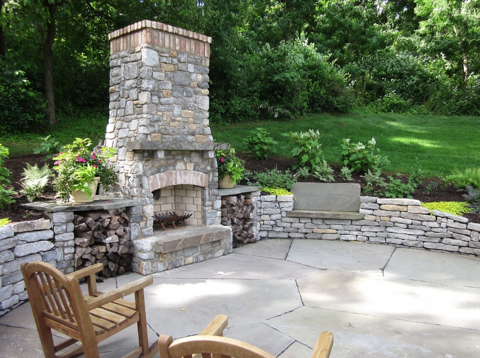 Mountain style home design photo in Philadelphia