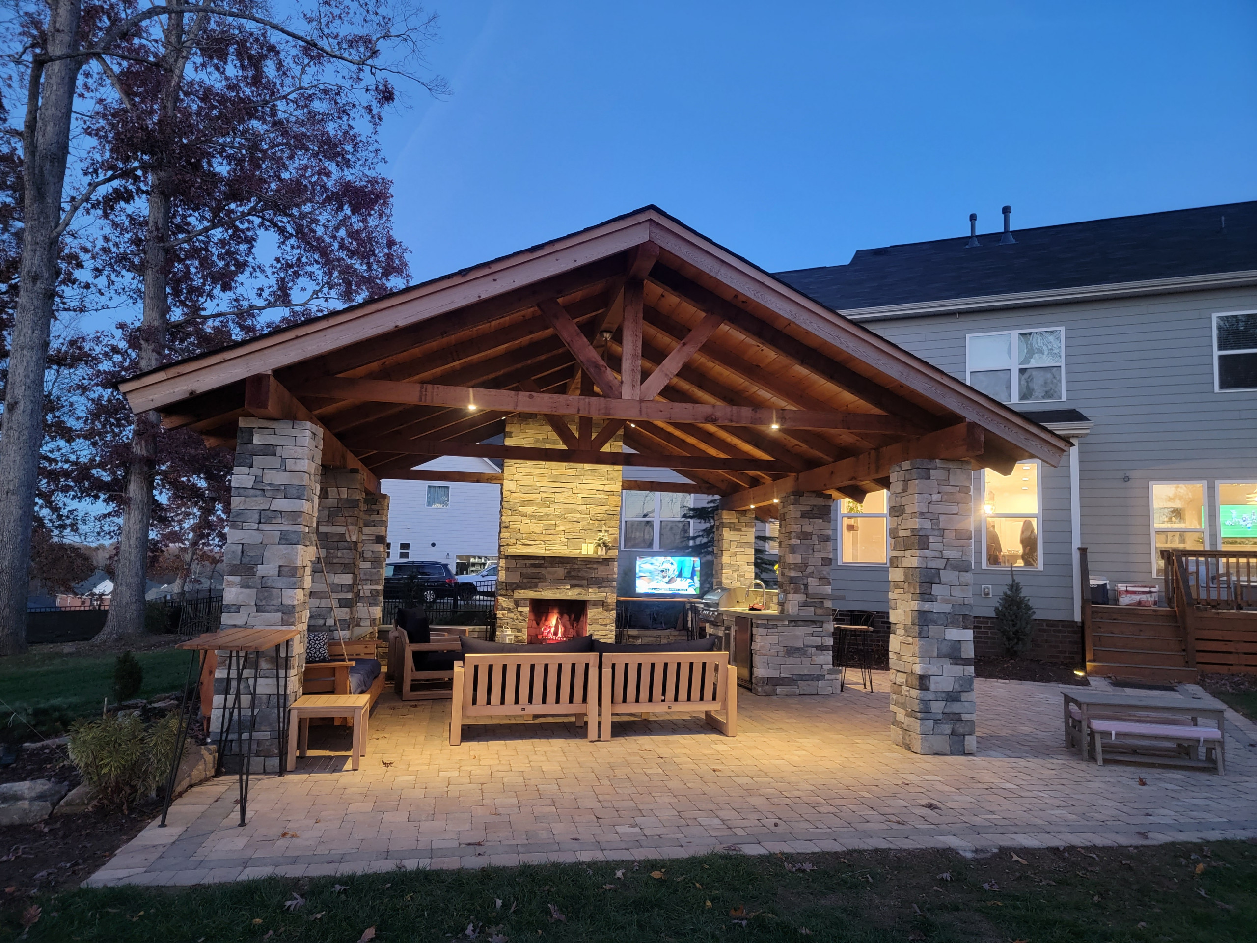 Lighting Adds To Your Outdoor Living Space
