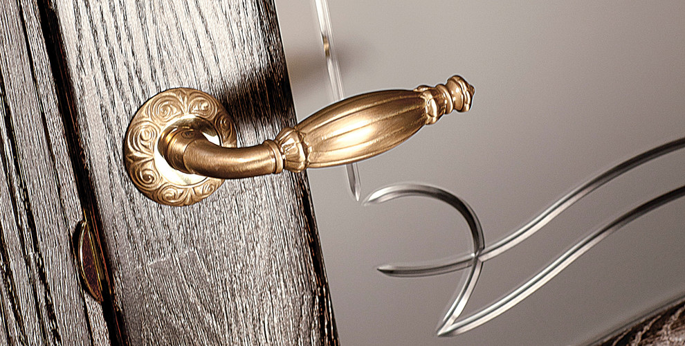 Alvero doors in details