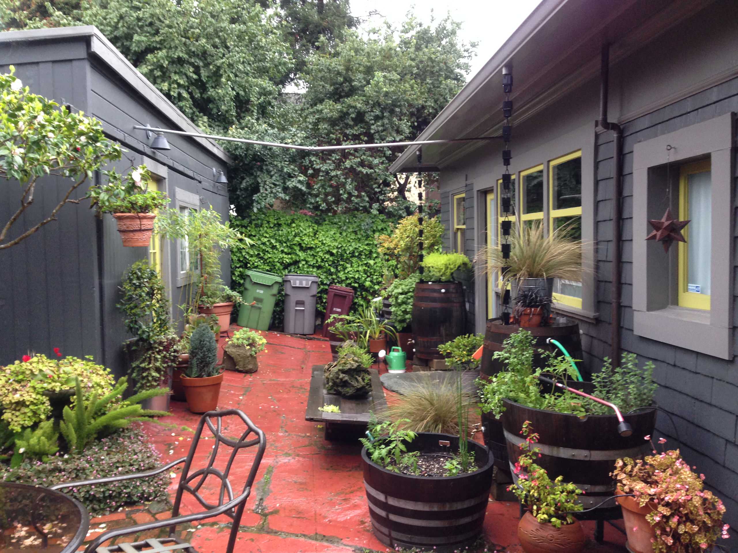 Before and After: 3 Outdoor Makeovers in 500 Square Feet or Less, image size:2560x1920