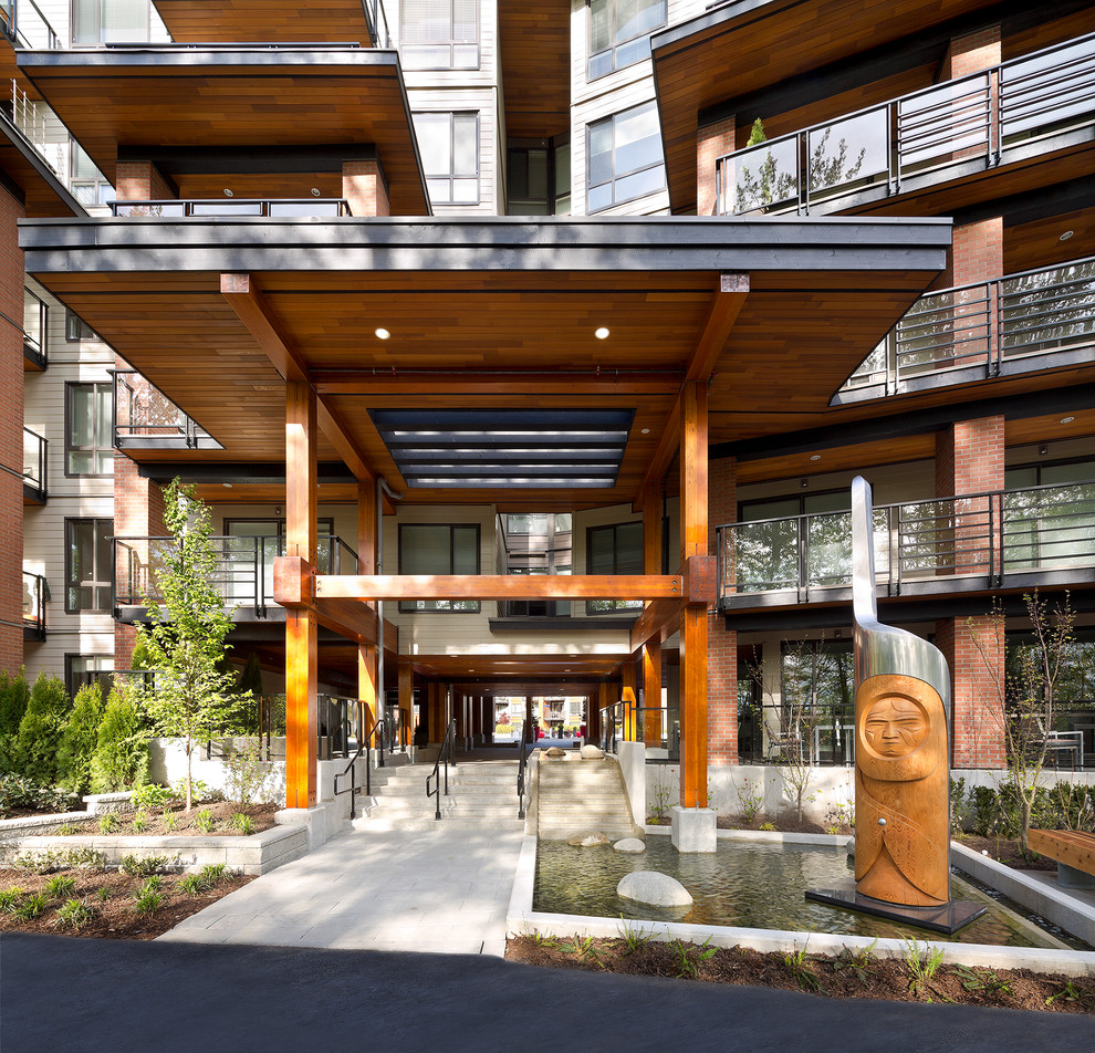 2017 Attached Homes Mid-to High-rise Condo/Apartment (Entire Project