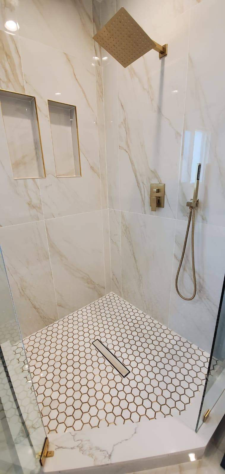 Lake Balboa Master Bathroom