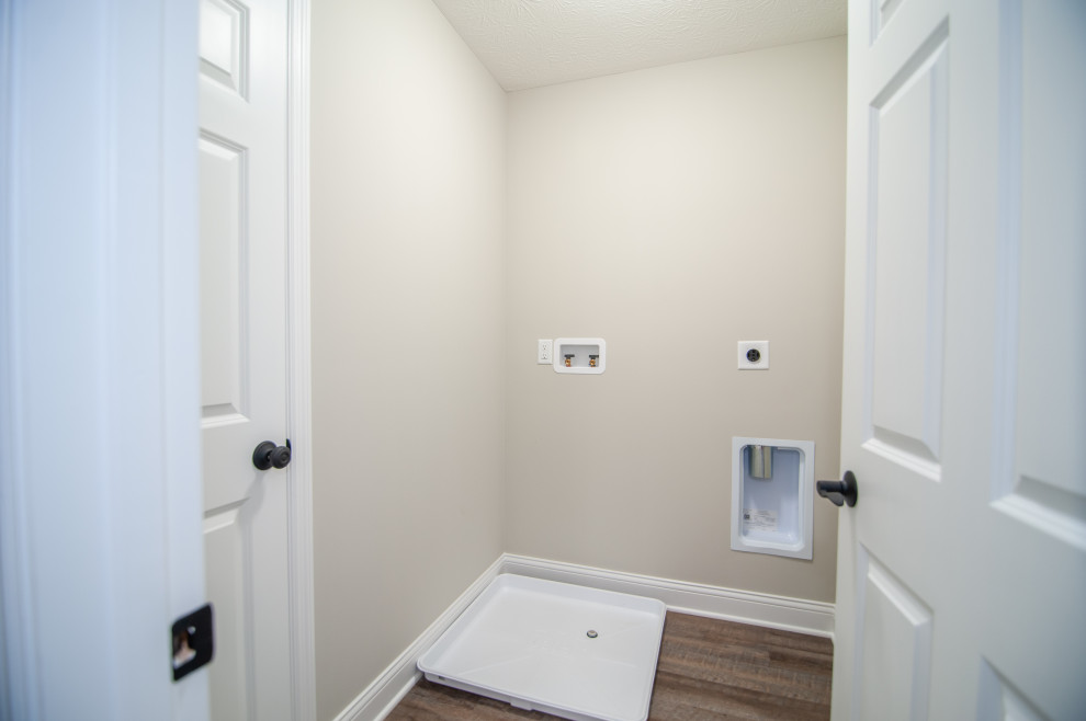 New 2 story home in Morrow