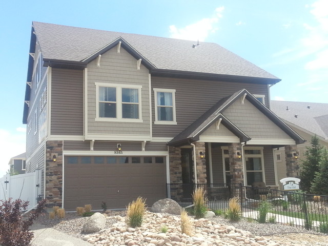 Oakwood Homes (Vail) traditional-house-exterior