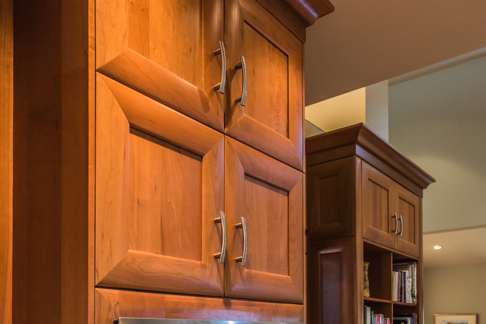Kitchen - rustic kitchen idea in Vancouver