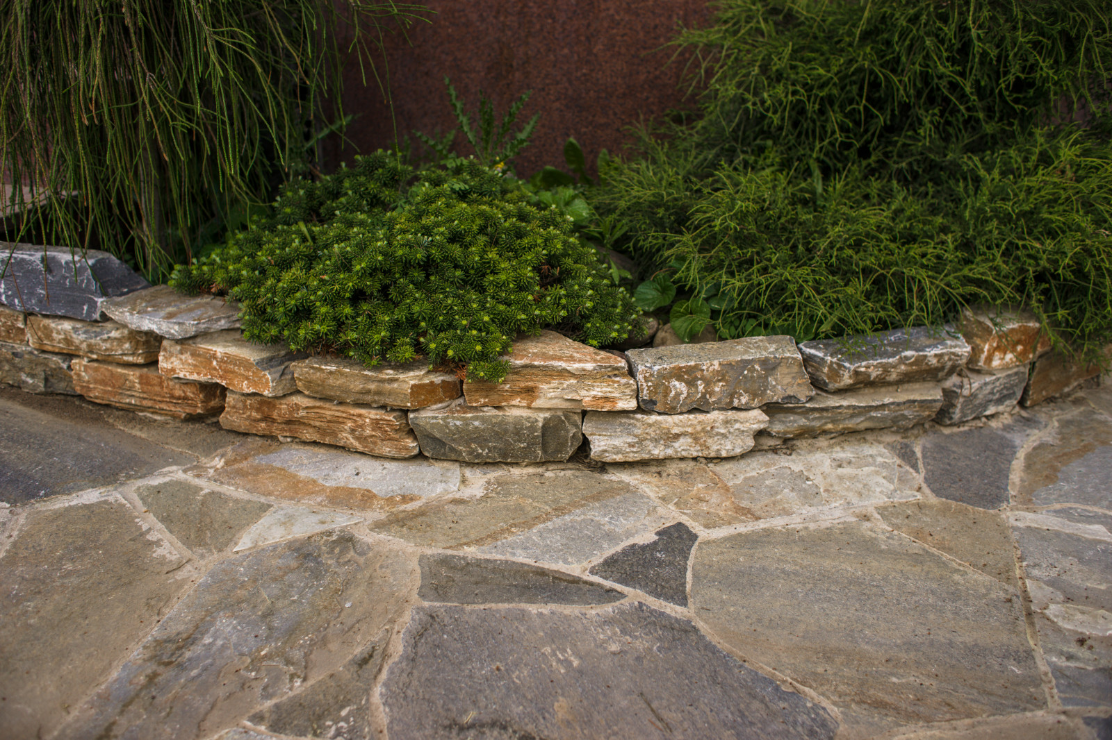 Колотый и кладочный натуральный камень