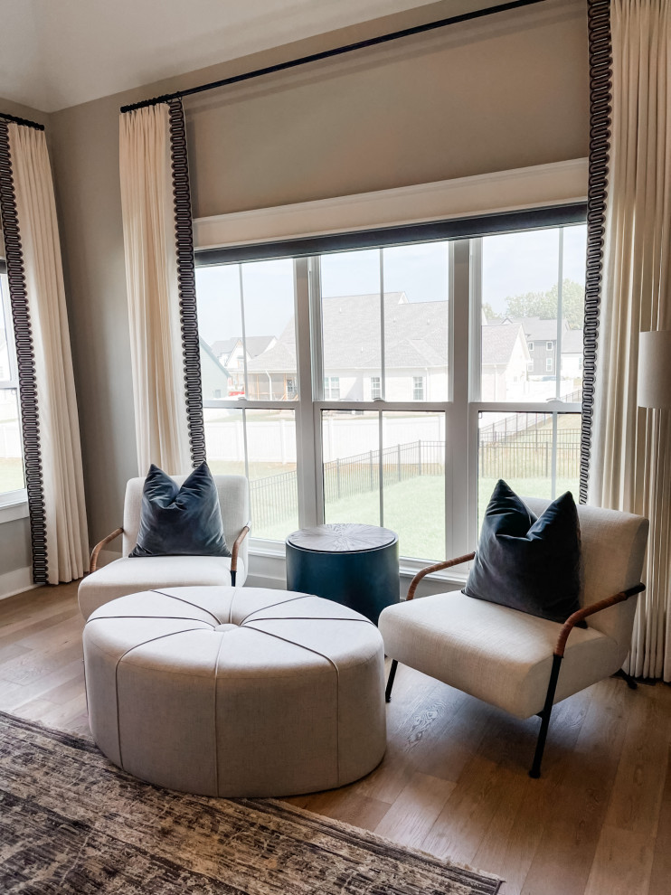 Inspiration for a transitional home design remodel in Nashville