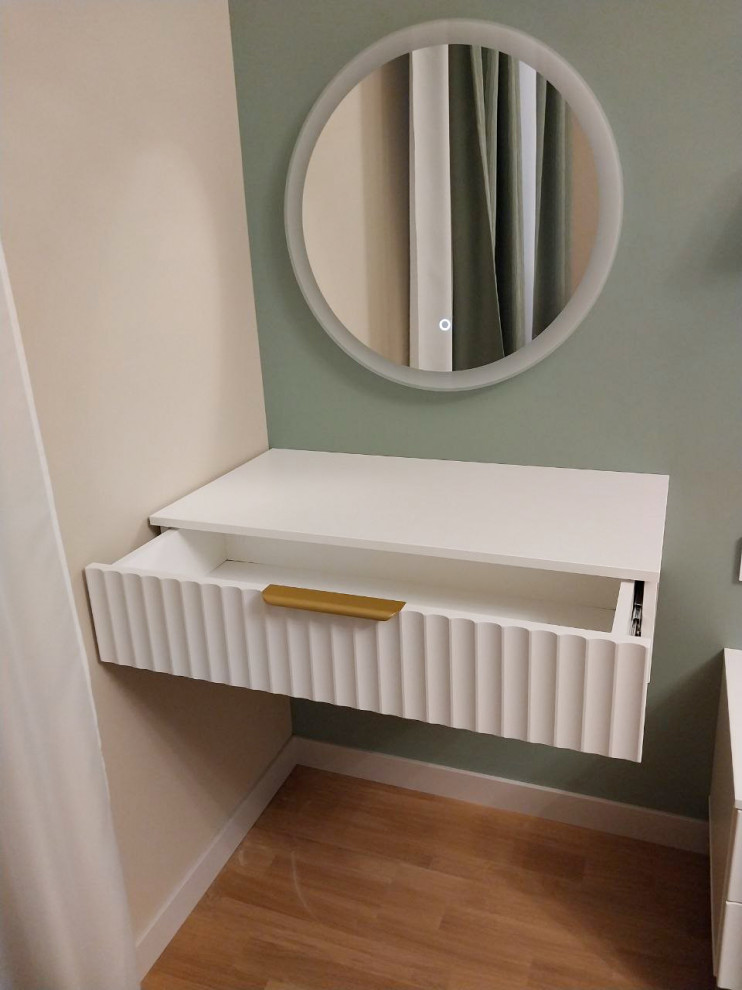 Тумбы и комоды