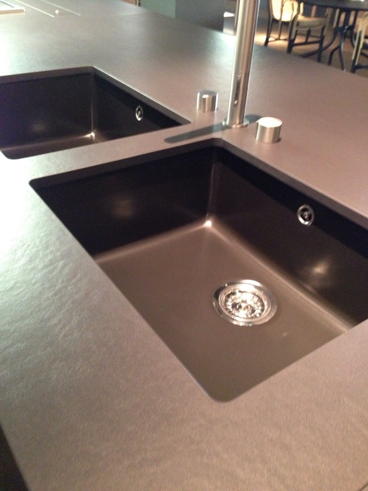 Кемень, керамика.