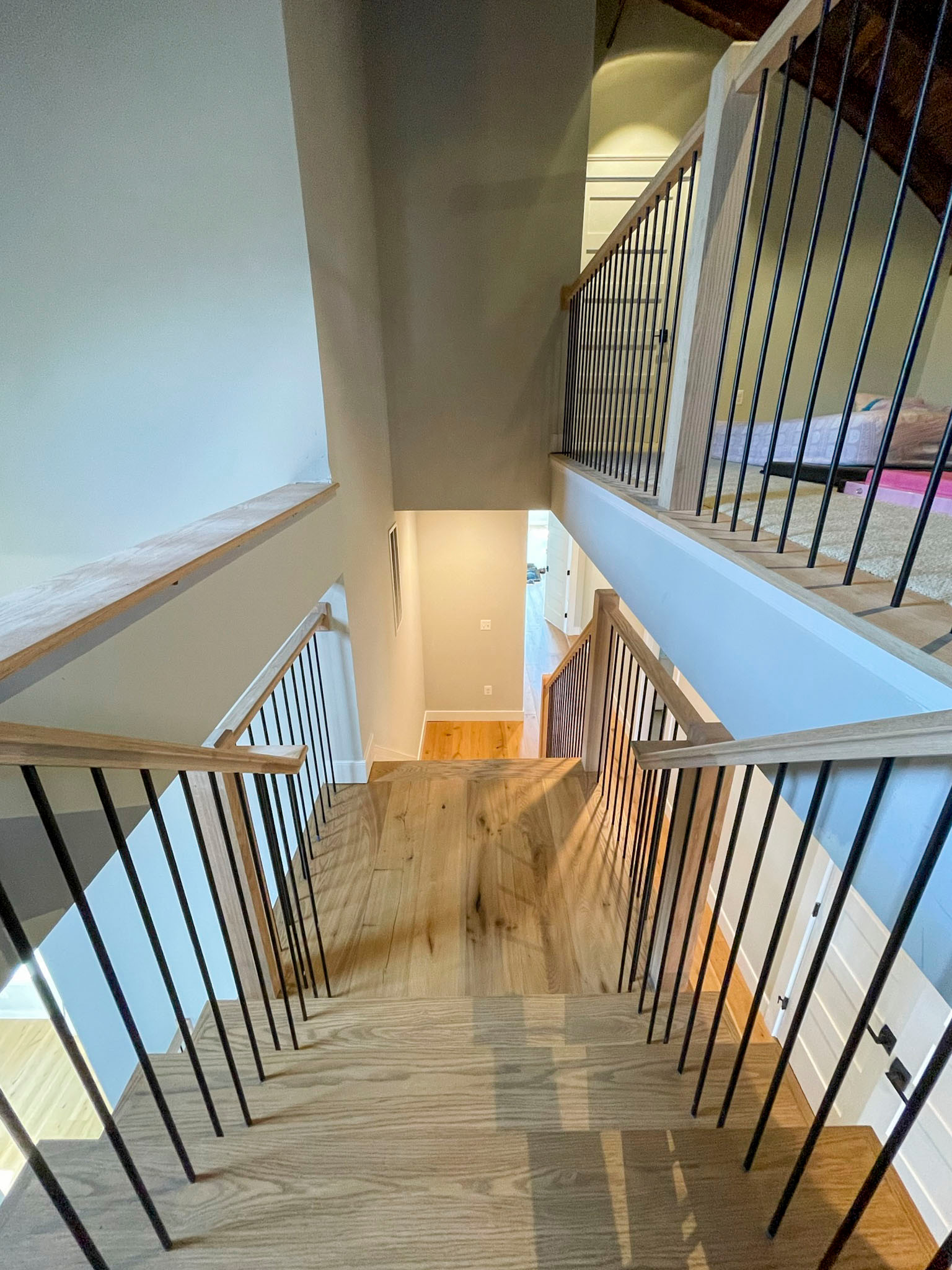 102_Straight-Freestanding Stairs/Landing in Barn Style Home, Leesburg VA 20175