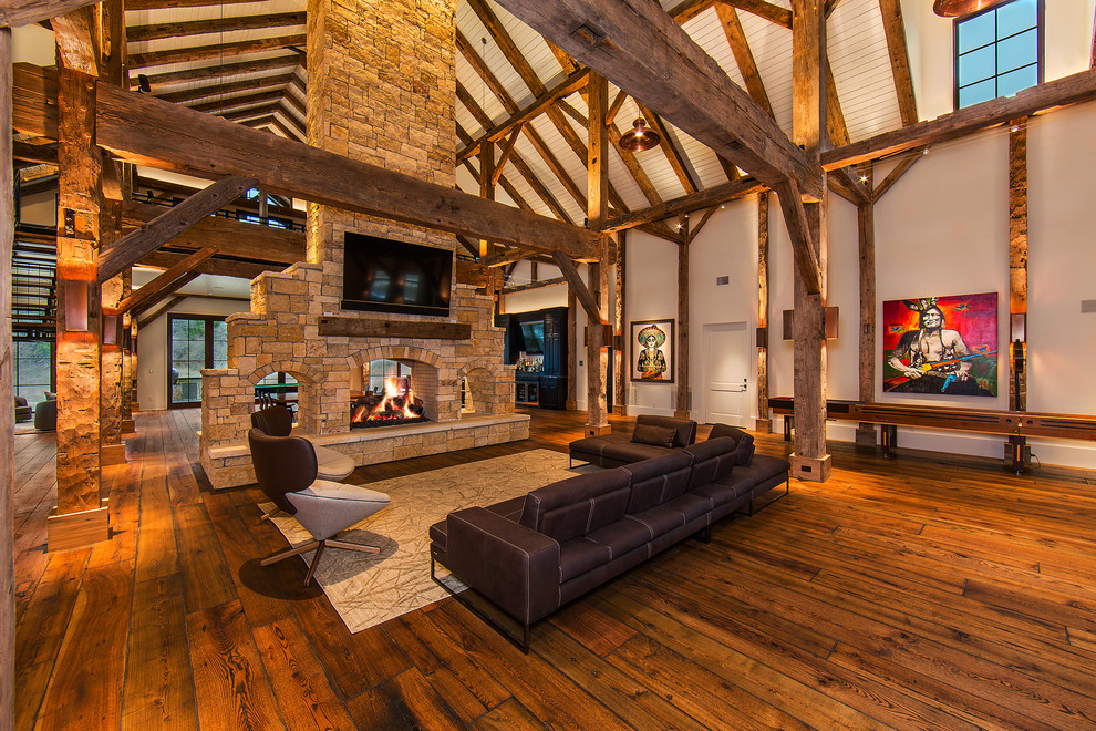 Party Barn - Farmhouse - Family Room - Austin - by Vernon Wentz