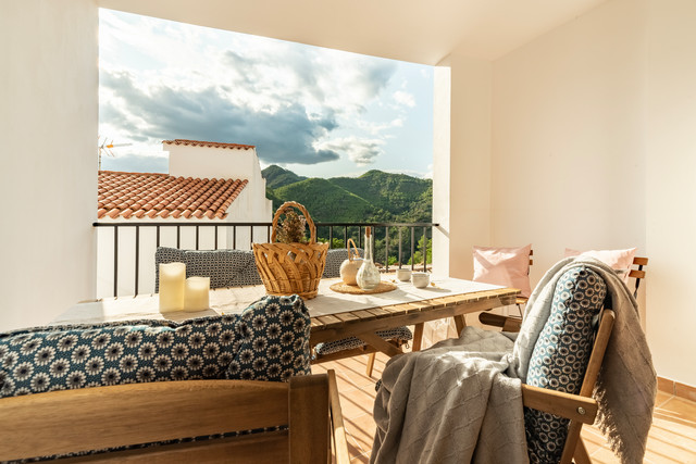Casa de monta&ntilde;a rustic-deck