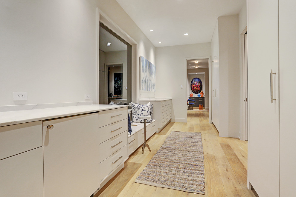 Modern Home by Allan Edwards