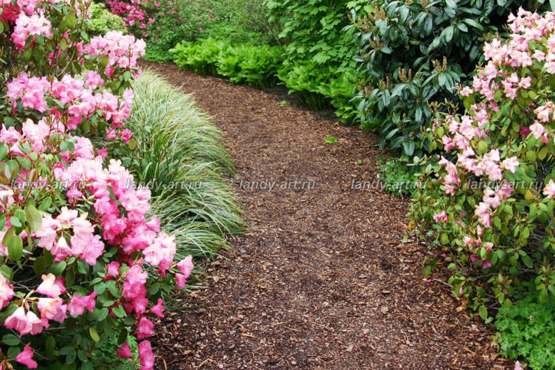 Использование сыпучих материалов в саду.