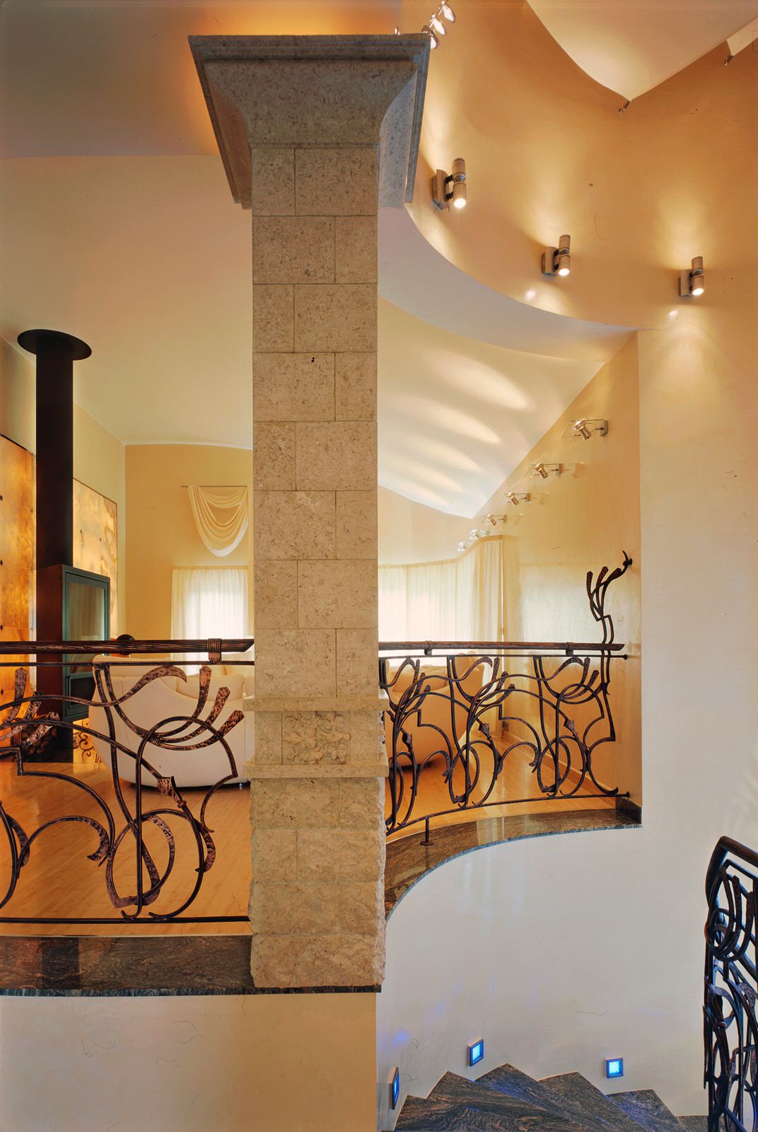 Дом с рыцарями