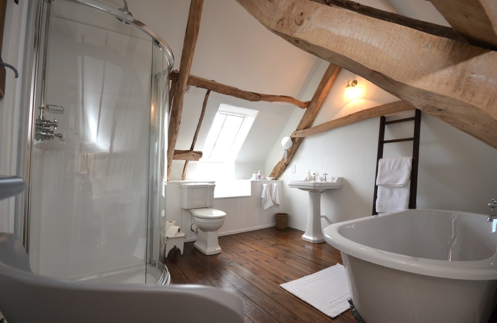 Photo of a mid-sized traditional bathroom in Devon.