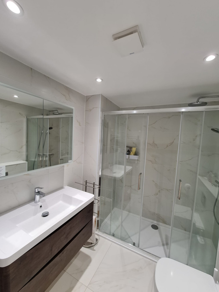 Modern Bathroom