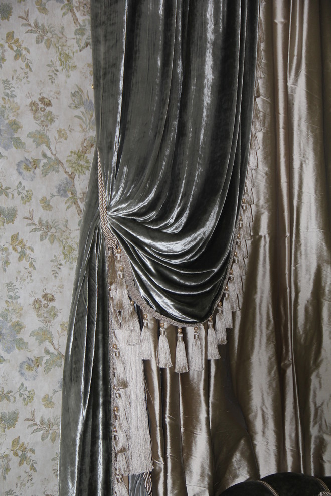 шторы из бархата и шелка