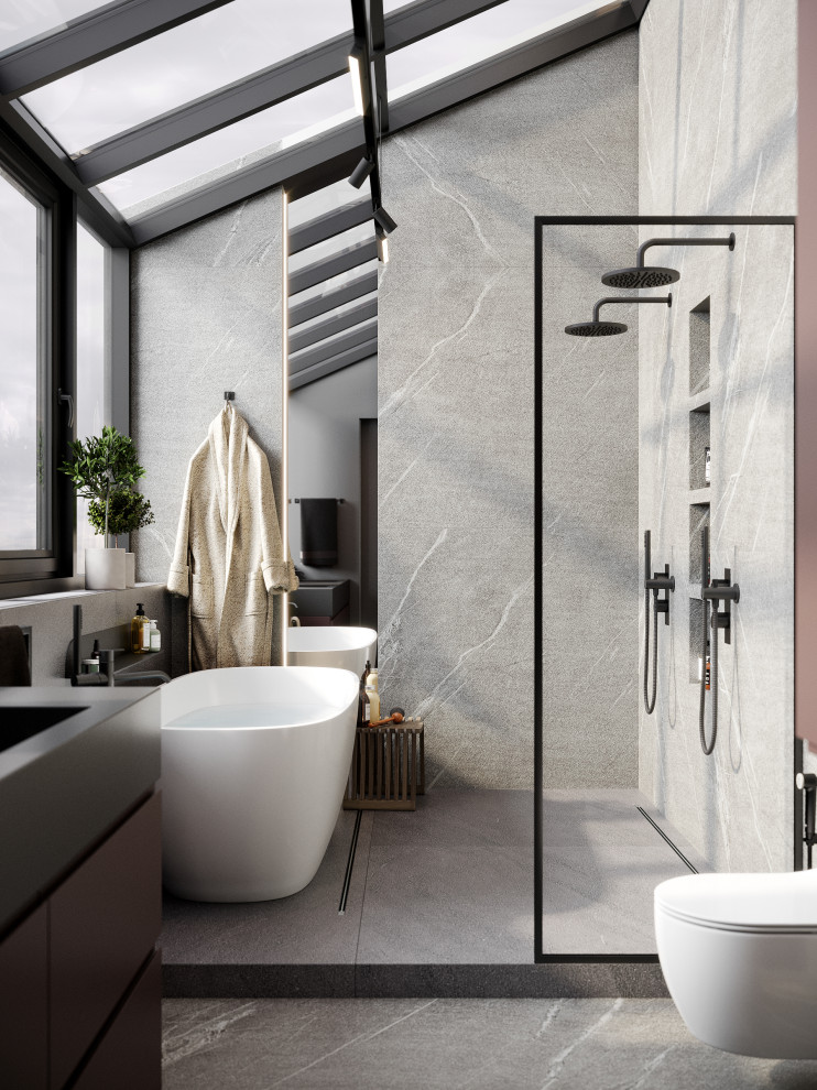 Воскресенская набережная