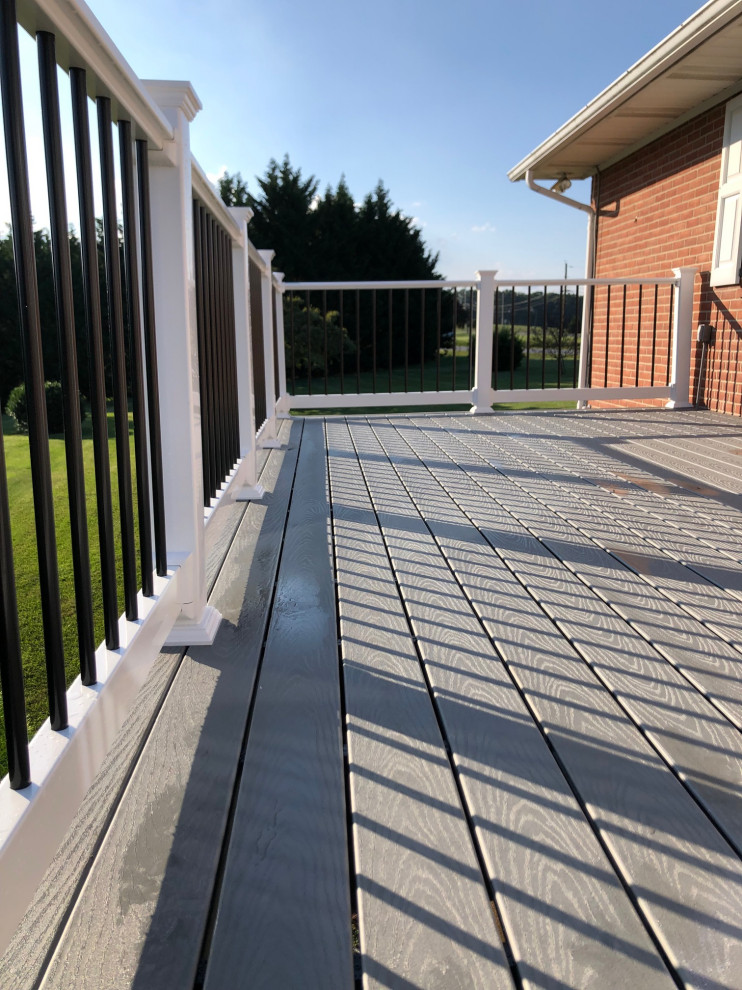 Sykesville Trex  Deck