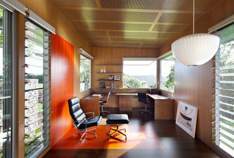 This is an example of a contemporary home office in Sunshine Coast.
