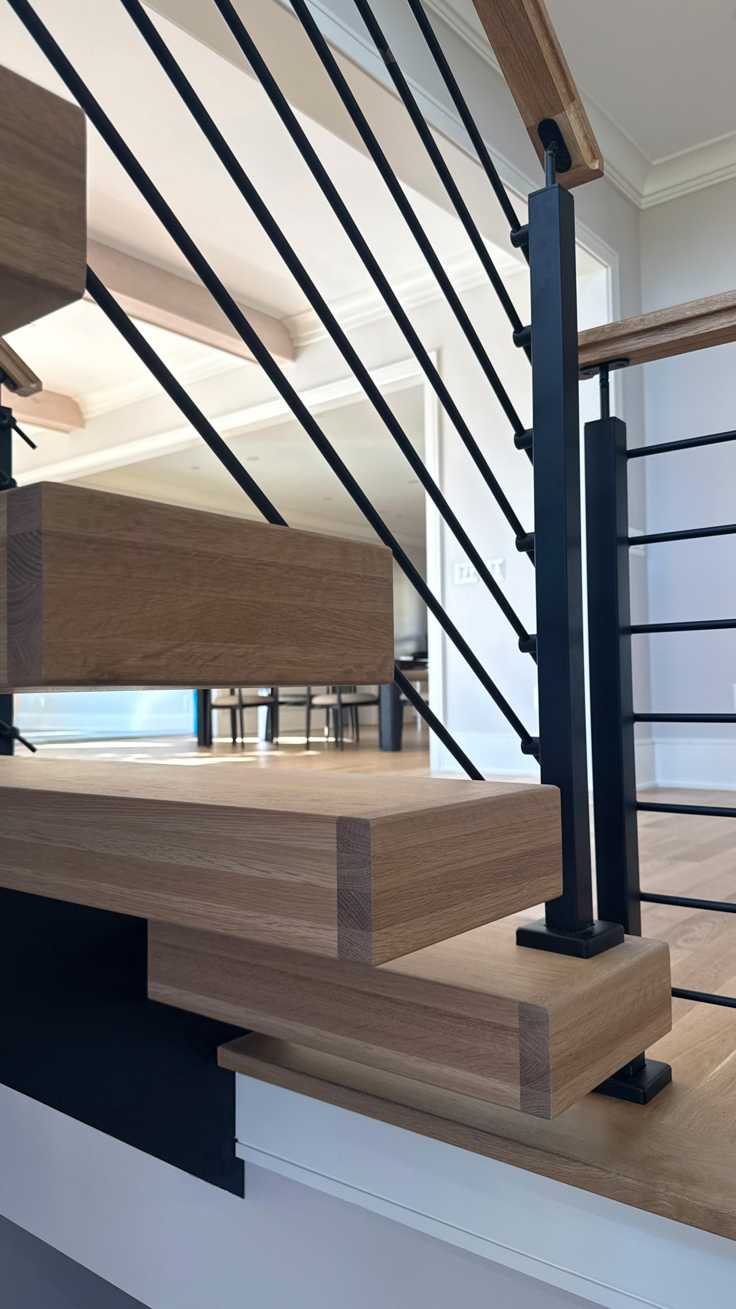 Project #147 | Modern Staircase with Seattle Style Stringer