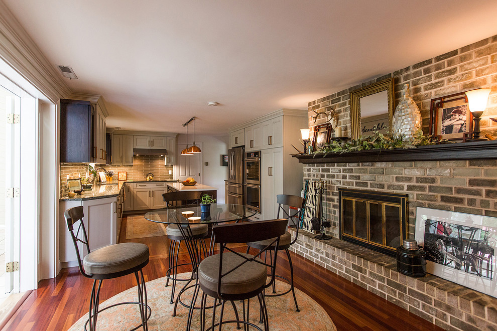 Home design - transitional home design idea