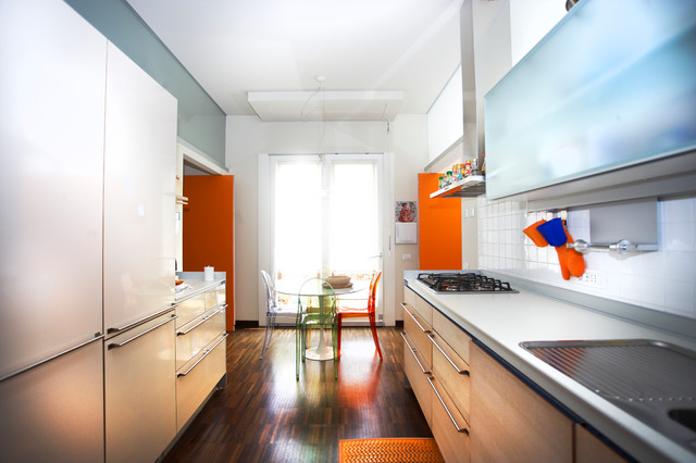 Appartamento a Milano modern-kueche