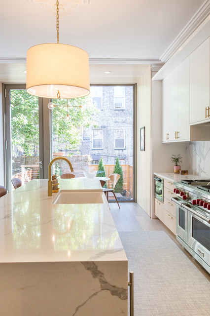 Uptown Brownstone 2 minimalistisch-kueche