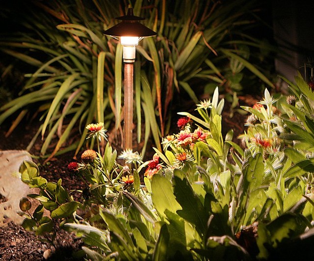 Landscape Lighting clasico-jardin