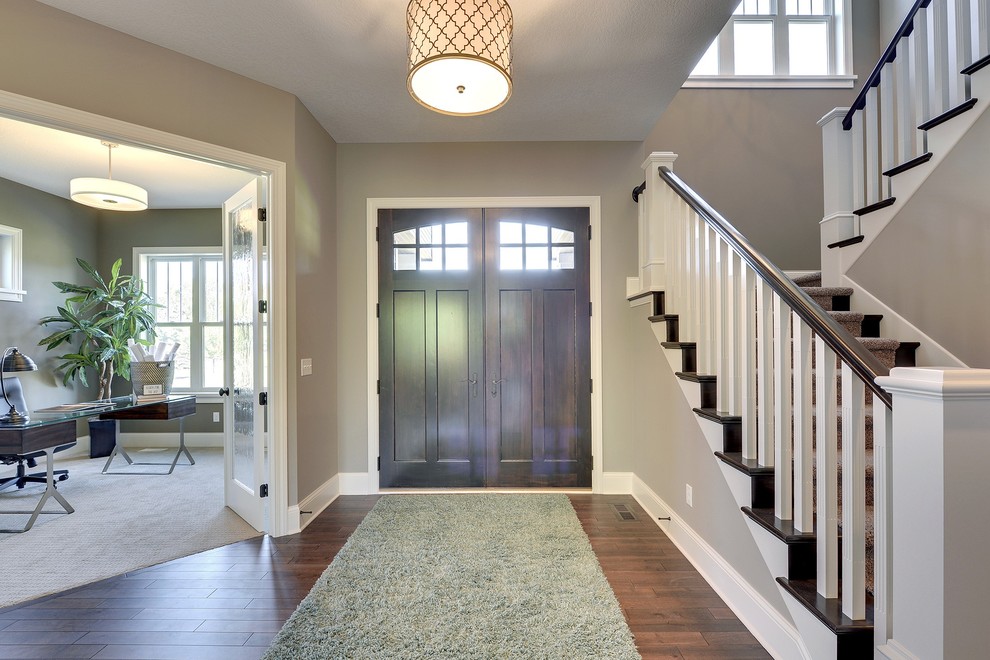 Inspiration for a transitional entryway remodel in Minneapolis