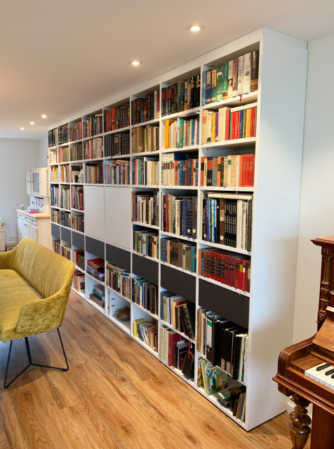 Bücherregal und TV Sideboard - Minimalistisch - Wohnbereich - Nürnberg - von herpich & rudorf GmbH + Co. KG