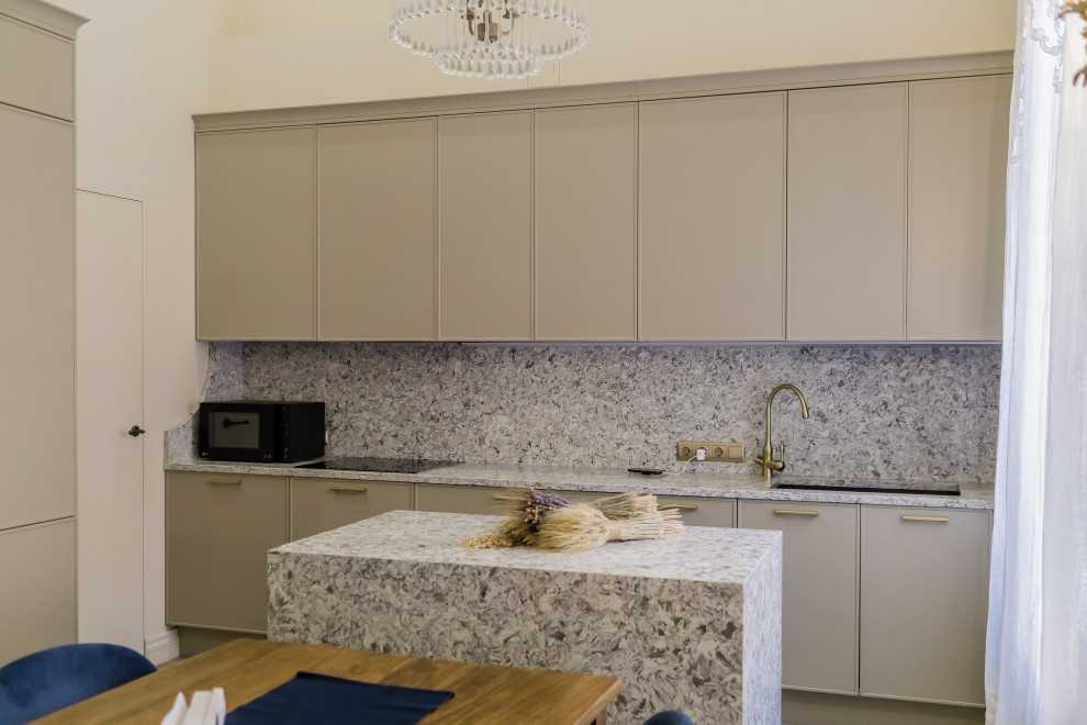 CHATEAU DE LA PETROGRADKA