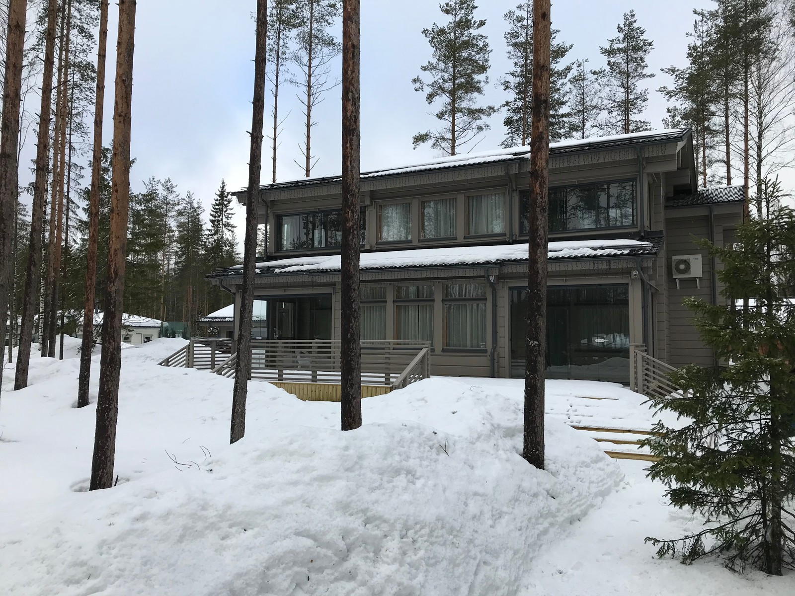 Финское остекление дома HONKA